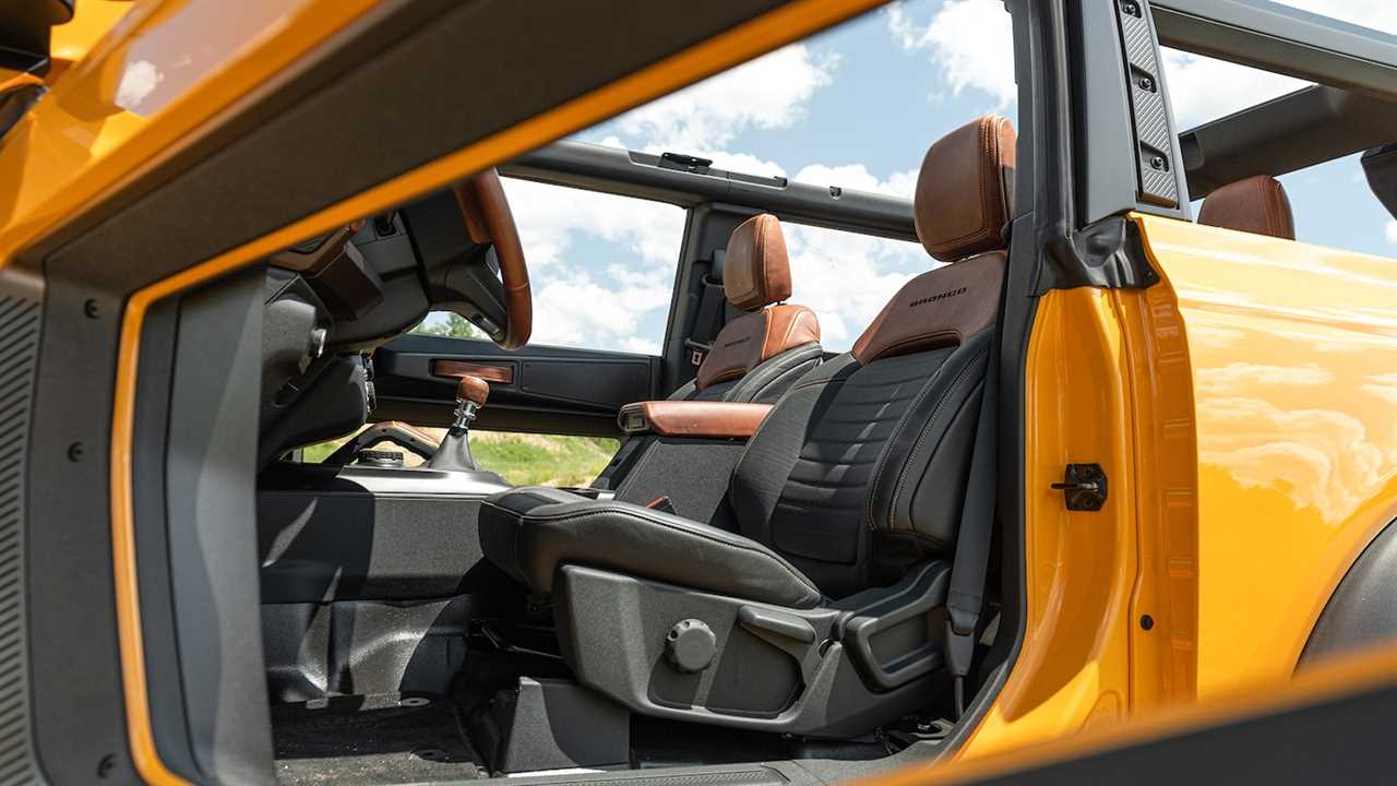 The 2021 Ford Bronco’s Fuel Economy Is Not Good, Trails Even the Thirsty Wrangler
