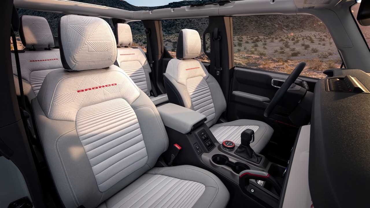 The 2021 Ford Bronco’s Fuel Economy Is Not Good, Trails Even the Thirsty Wrangler