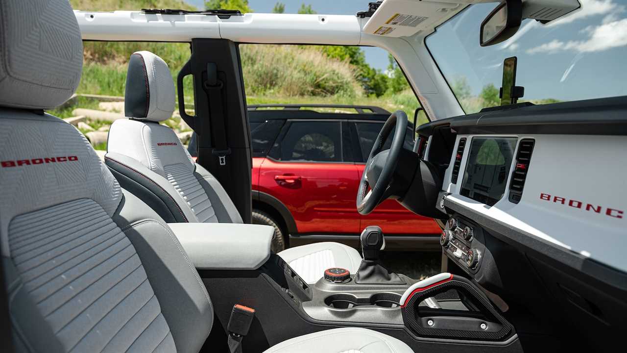 The 2021 Ford Bronco’s Fuel Economy Is Not Good, Trails Even the Thirsty Wrangler