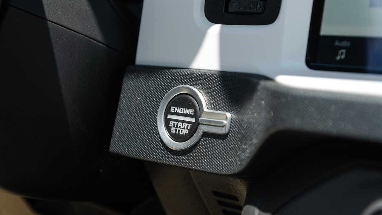 The 2021 Ford Bronco’s Fuel Economy Is Not Good, Trails Even the Thirsty Wrangler