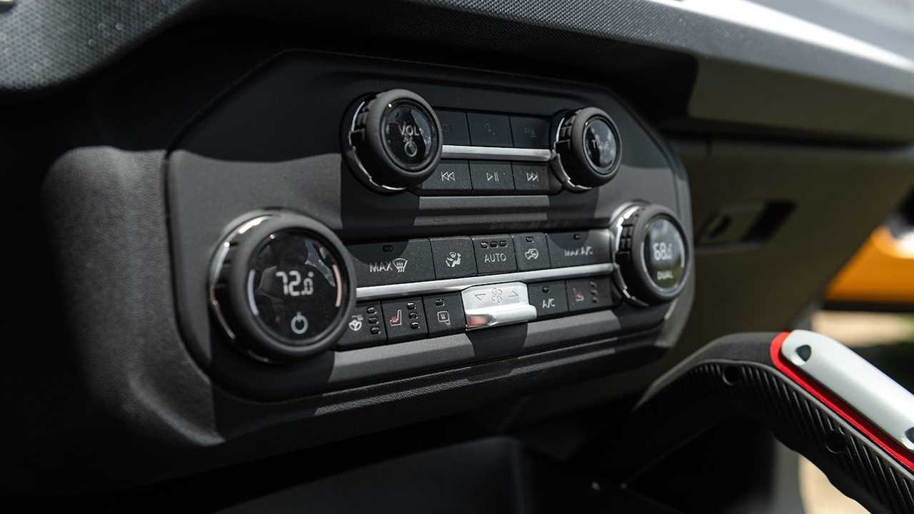 The 2021 Ford Bronco’s Fuel Economy Is Not Good, Trails Even the Thirsty Wrangler