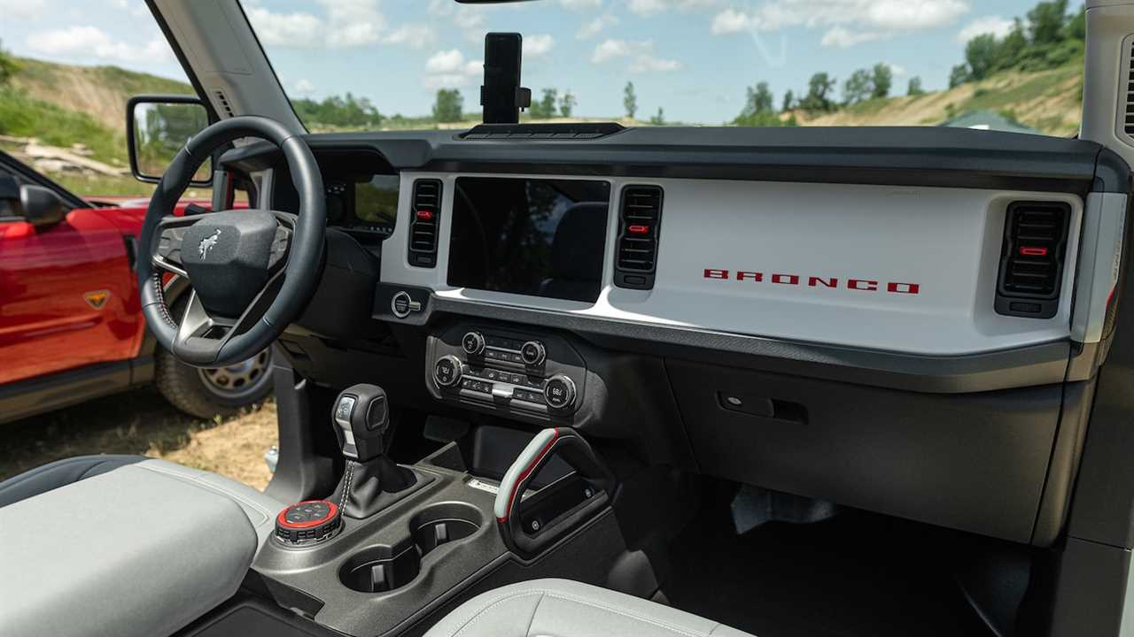 The 2021 Ford Bronco’s Fuel Economy Is Not Good, Trails Even the Thirsty Wrangler