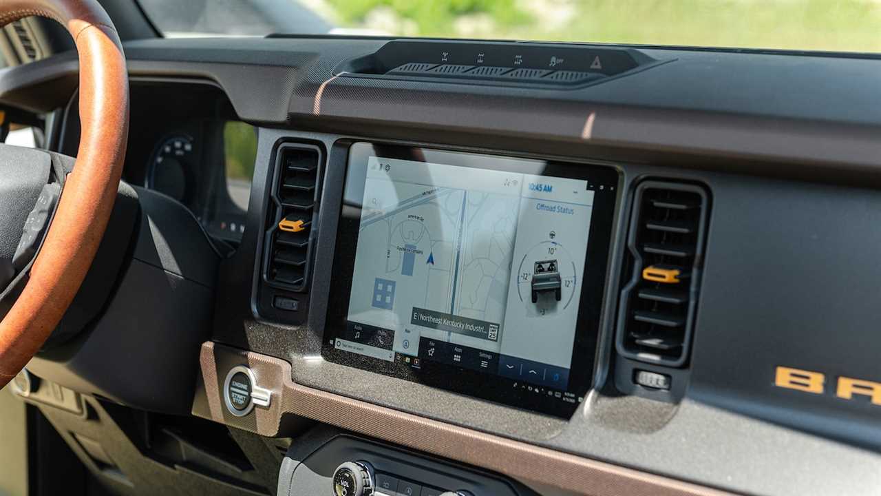 The 2021 Ford Bronco’s Fuel Economy Is Not Good, Trails Even the Thirsty Wrangler