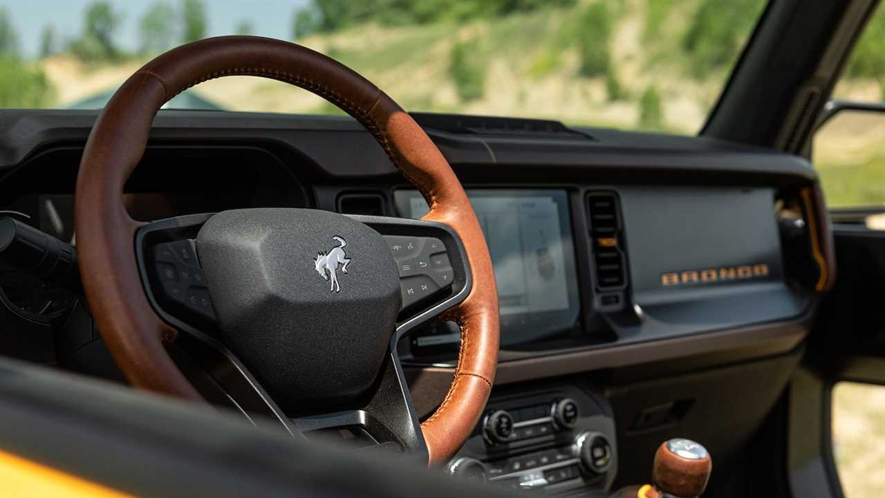 The 2021 Ford Bronco’s Fuel Economy Is Not Good, Trails Even the Thirsty Wrangler