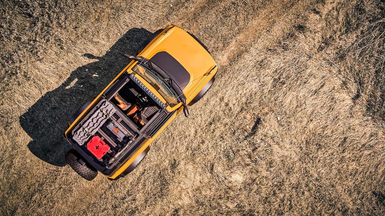 The 2021 Ford Bronco’s Fuel Economy Is Not Good, Trails Even the Thirsty Wrangler