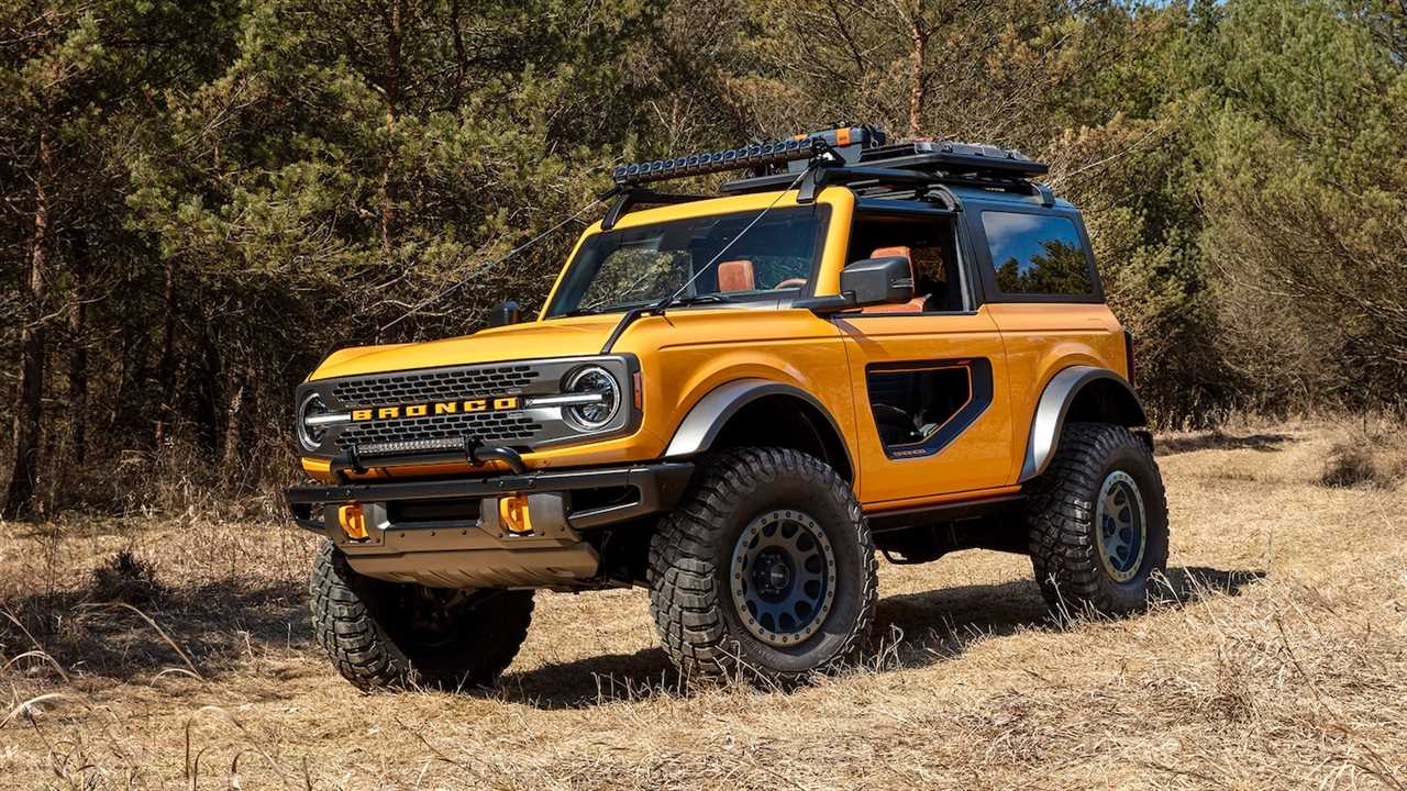 The 2021 Ford Bronco’s Fuel Economy Is Not Good, Trails Even the Thirsty Wrangler
