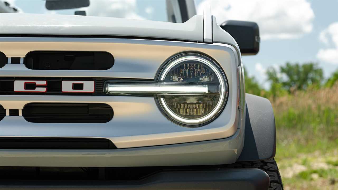 The 2021 Ford Bronco’s Fuel Economy Is Not Good, Trails Even the Thirsty Wrangler