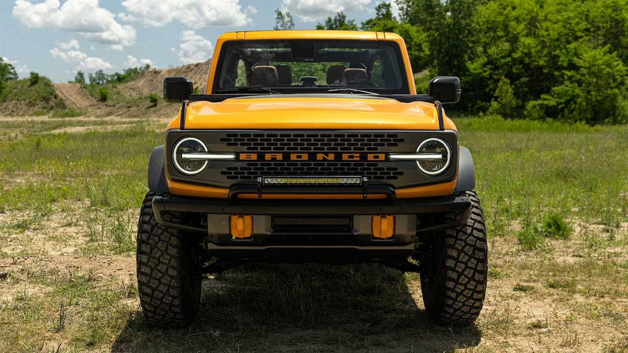 The 2021 Ford Bronco’s Fuel Economy Is Not Good, Trails Even the Thirsty Wrangler