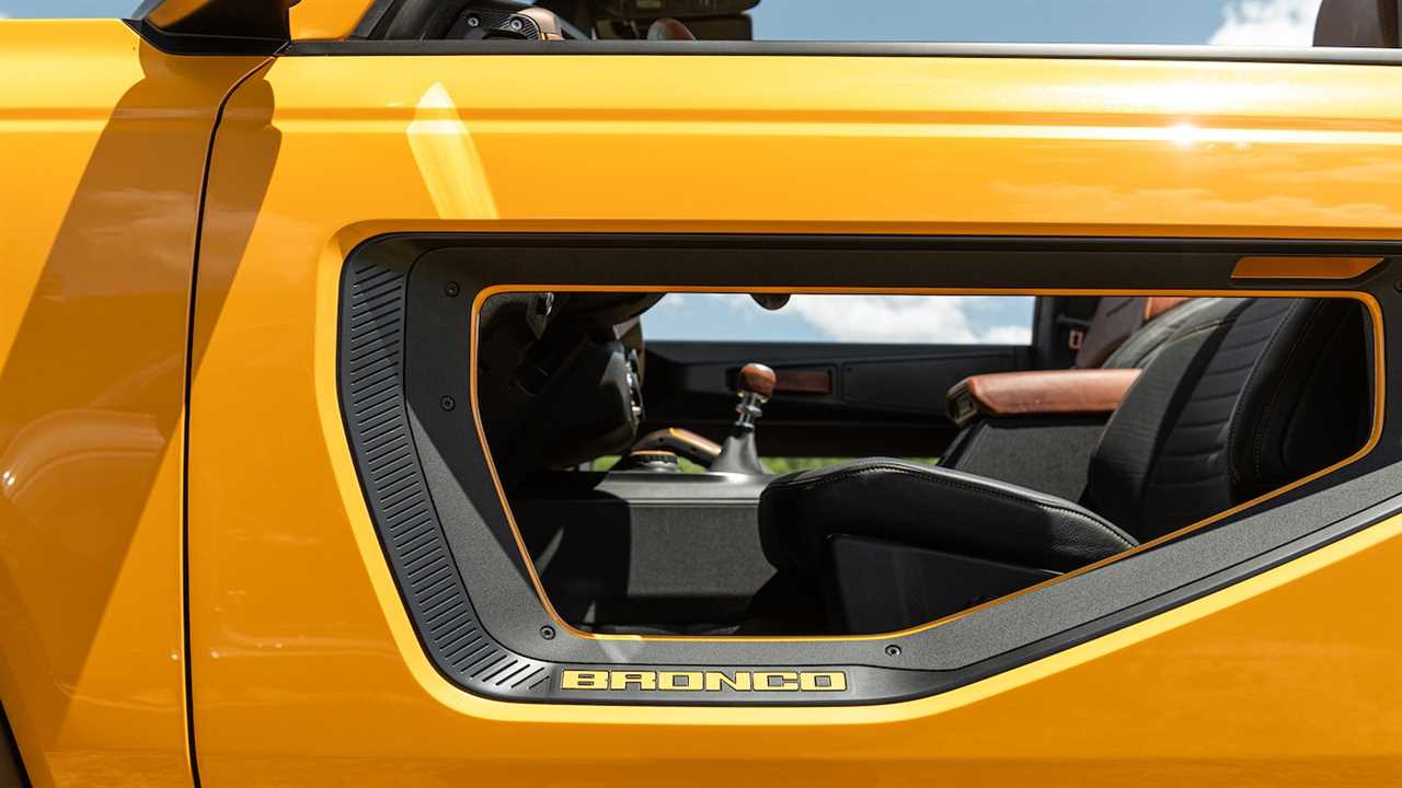 The 2021 Ford Bronco’s Fuel Economy Is Not Good, Trails Even the Thirsty Wrangler