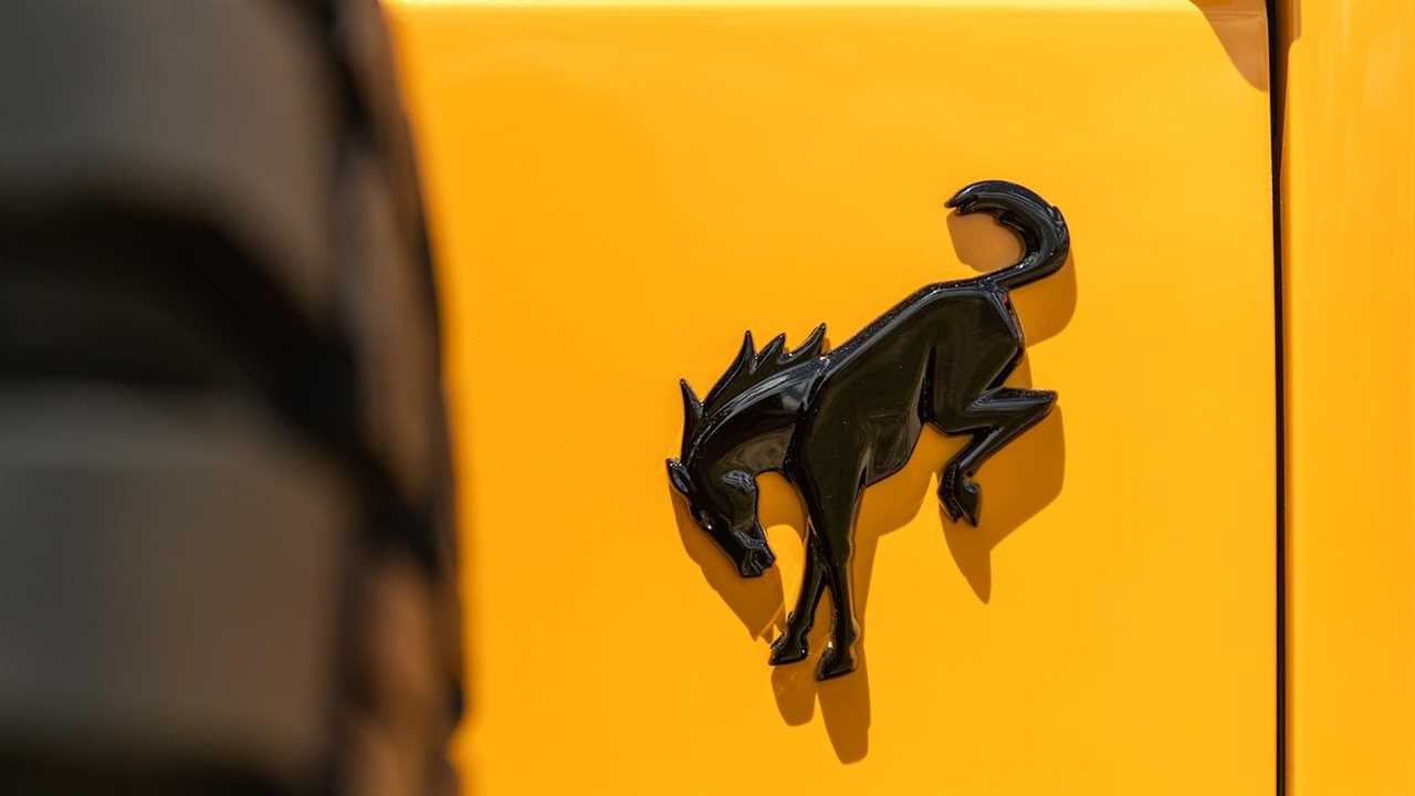 The 2021 Ford Bronco’s Fuel Economy Is Not Good, Trails Even the Thirsty Wrangler
