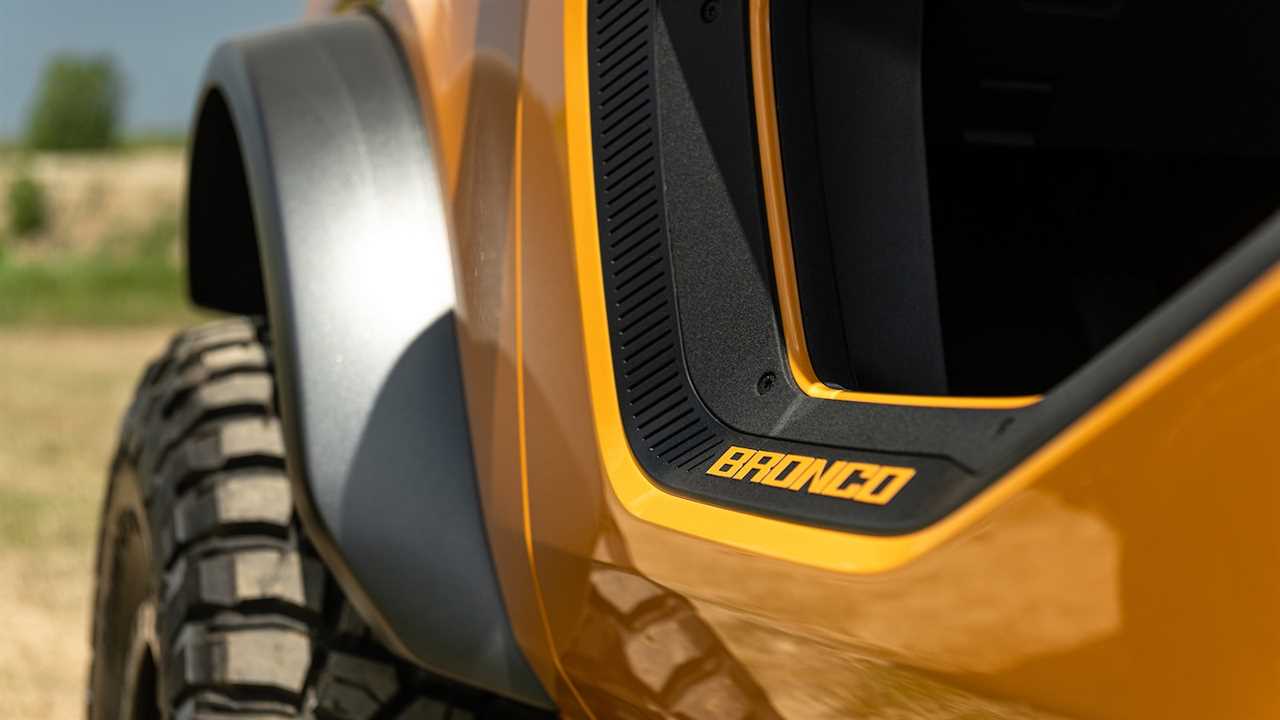 The 2021 Ford Bronco’s Fuel Economy Is Not Good, Trails Even the Thirsty Wrangler