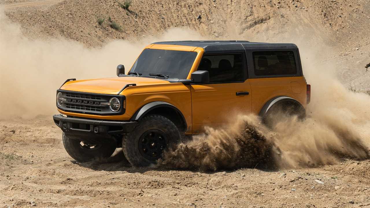 The 2021 Ford Bronco’s Fuel Economy Is Not Good, Trails Even the Thirsty Wrangler