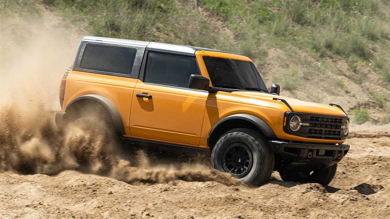 The 2021 Ford Bronco’s Fuel Economy Is Not Good, Trails Even the Thirsty Wrangler