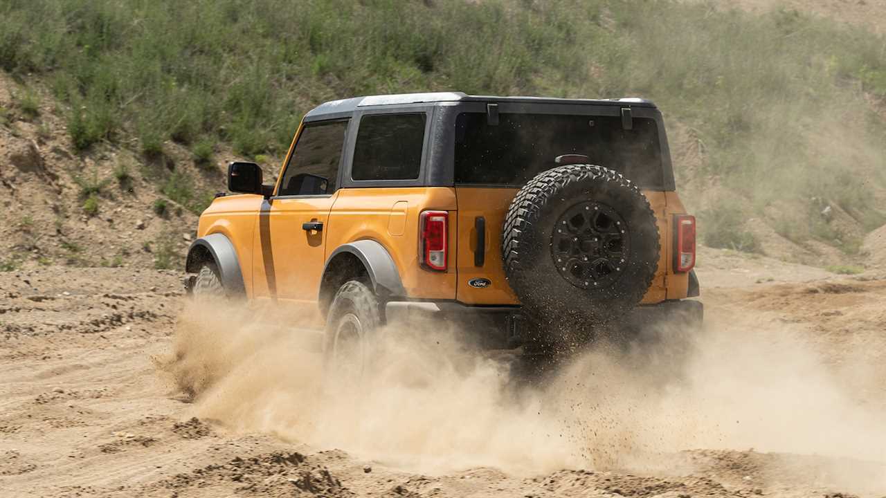 The 2021 Ford Bronco’s Fuel Economy Is Not Good, Trails Even the Thirsty Wrangler