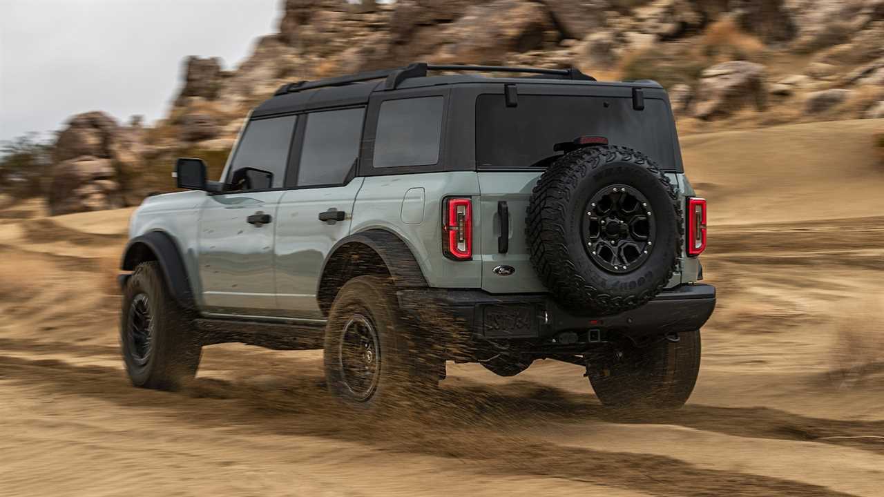 The 2021 Ford Bronco’s Fuel Economy Is Not Good, Trails Even the Thirsty Wrangler