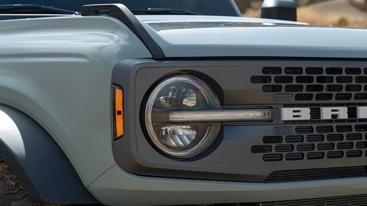 The 2021 Ford Bronco’s Fuel Economy Is Not Good, Trails Even the Thirsty Wrangler