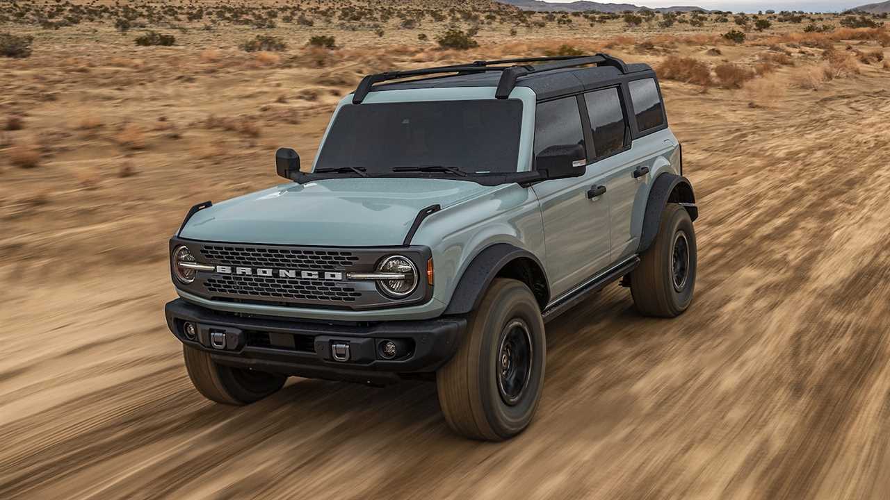 The 2021 Ford Bronco’s Fuel Economy Is Not Good, Trails Even the Thirsty Wrangler