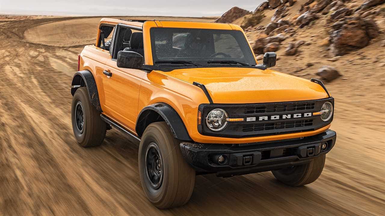 The 2021 Ford Bronco’s Fuel Economy Is Not Good, Trails Even the Thirsty Wrangler