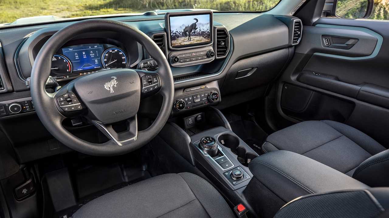 The 2021 Ford Bronco’s Fuel Economy Is Not Good, Trails Even the Thirsty Wrangler