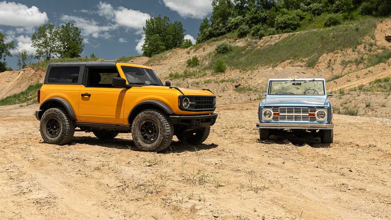 The 2021 Ford Bronco’s Fuel Economy Is Not Good, Trails Even the Thirsty Wrangler