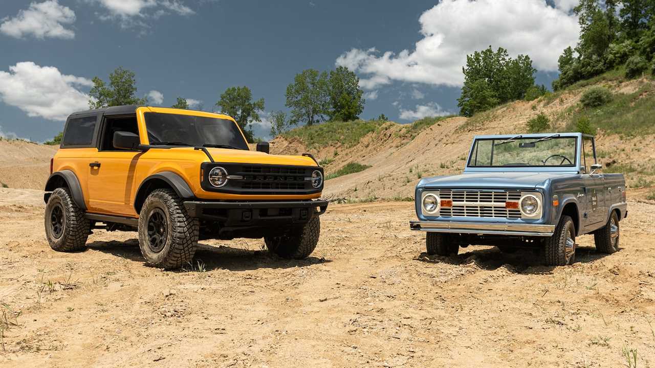 The 2021 Ford Bronco’s Fuel Economy Is Not Good, Trails Even the Thirsty Wrangler