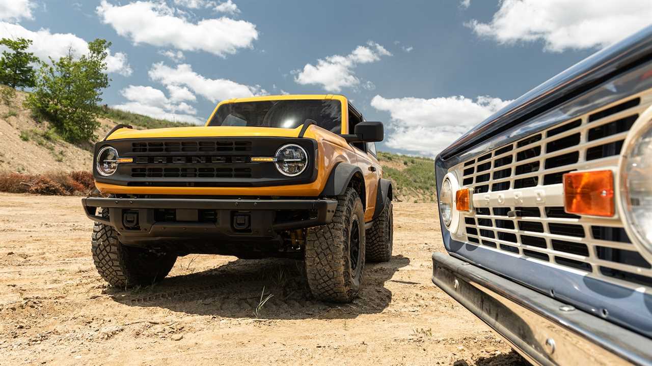 The 2021 Ford Bronco’s Fuel Economy Is Not Good, Trails Even the Thirsty Wrangler
