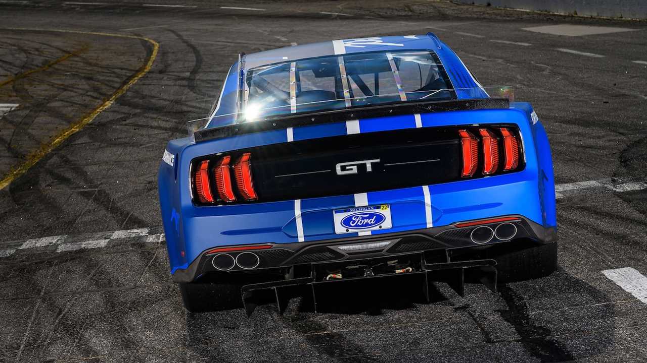 2022 Ford Mustang Next-Gen NASCAR Cup Series Racer Gallops Into View