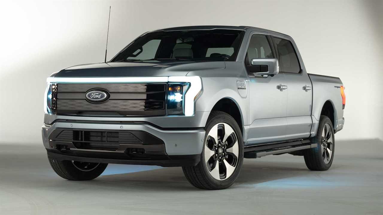 2022 Ford F-150 Lightning front three quarter view