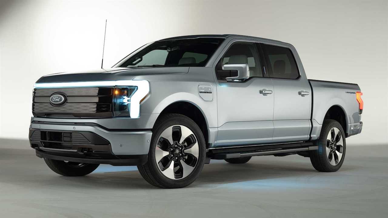 2022 Ford F-150 Lightning angle view