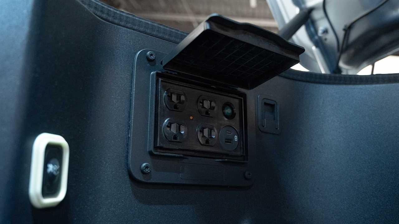 2022 Ford F-150 Lightning frunk power outlets and ports