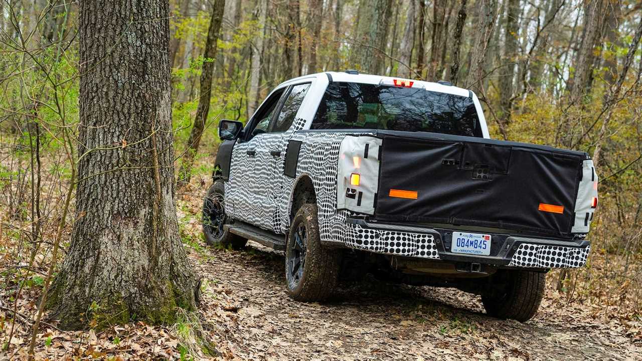 2022 Ford F-150 Lightning electric prototype testing