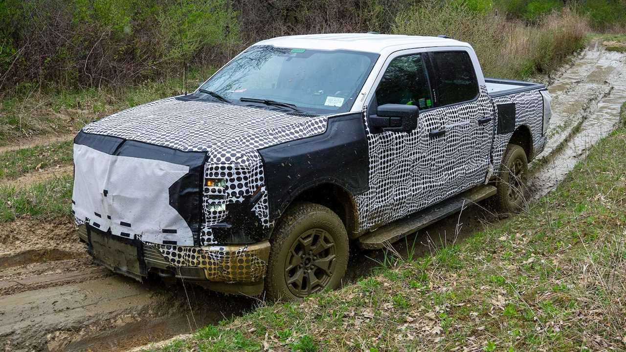 2022 Ford F-150 Lightning electric prototype testing