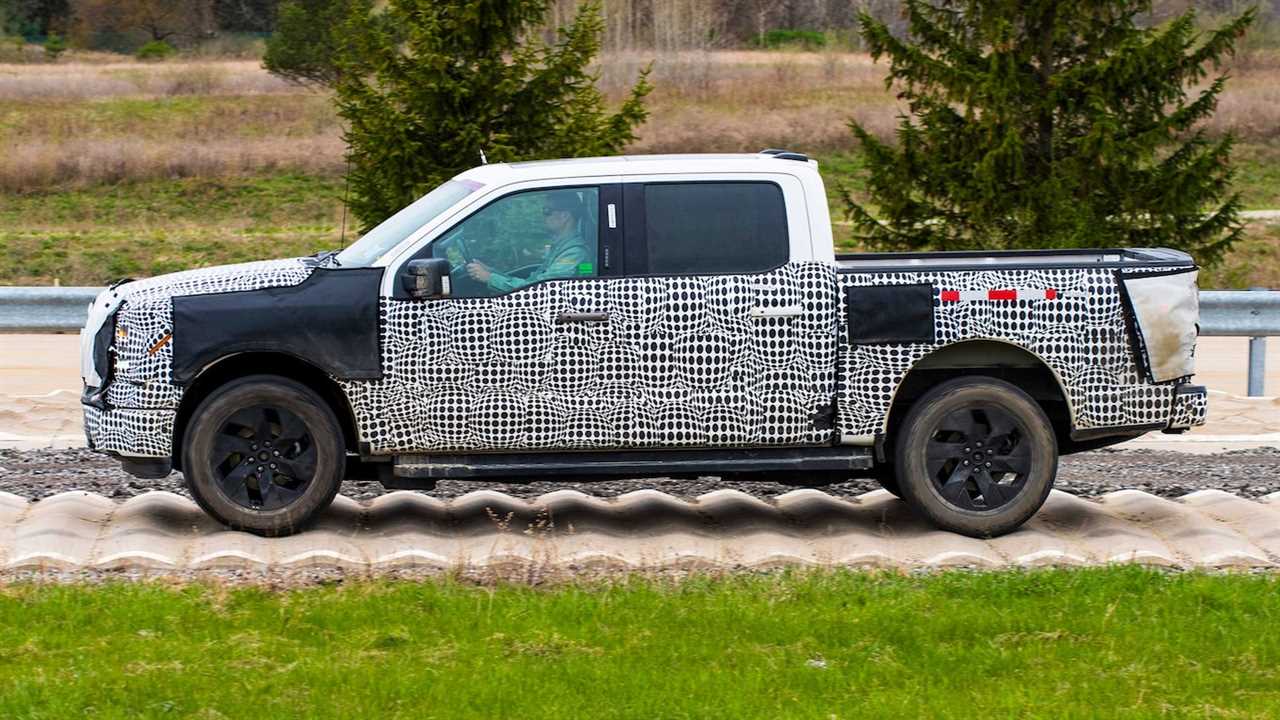 2022 Ford F-150 Lightning electric prototype testing