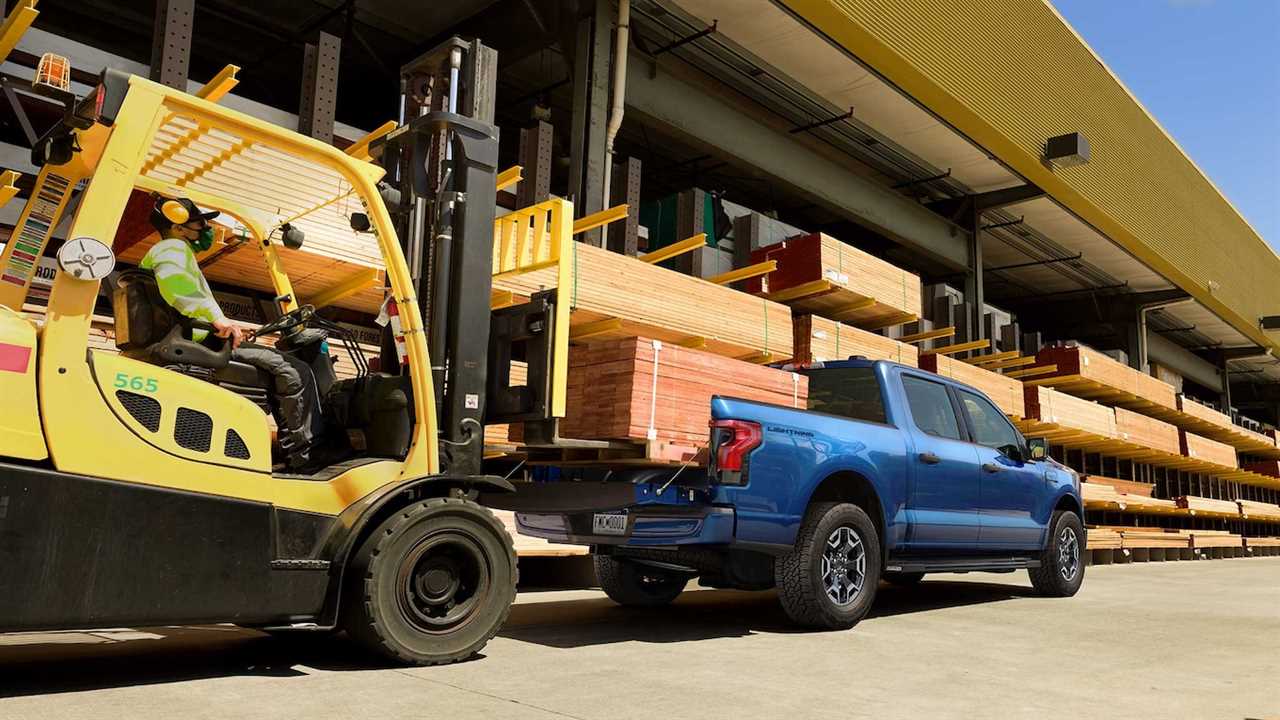 2022 Ford F-150 Lightning electric pickup truck payload