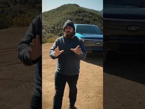 Ford F-150 Lightning vs GMC Hummer EV | 24/7 Cars